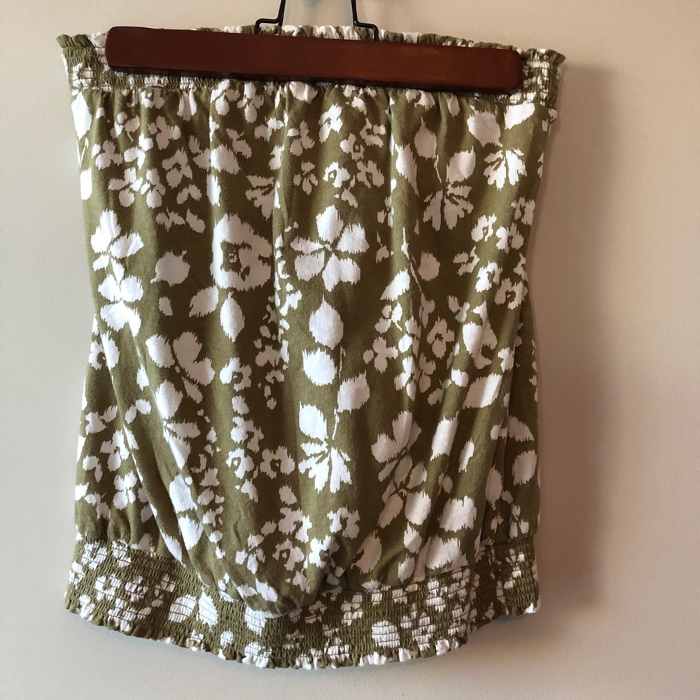 Old Navy Sleeveless Top Size Small